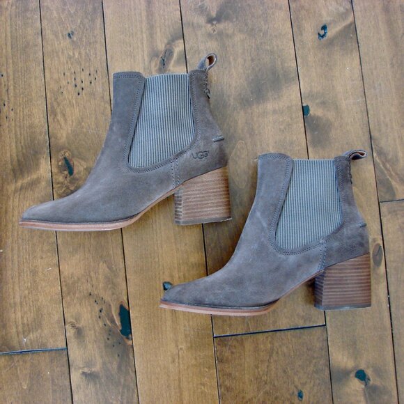 UGG Faye Suede Ankle Boots Booties Brown Leather Suede Chunky Heel Size 10 - Picture 11 of 16